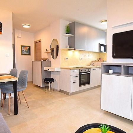 Sole Pula Apartman-Near Beach Dış mekan fotoğraf
