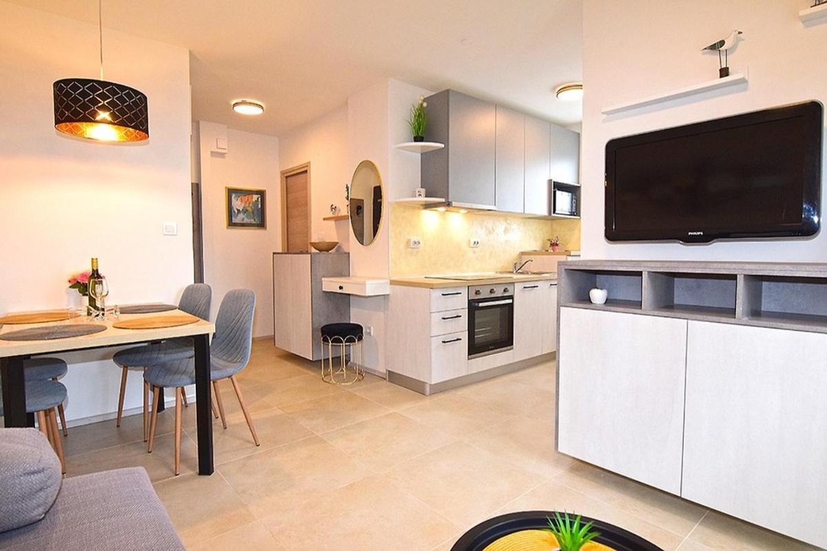 Sole Pula Apartman-Near Beach Dış mekan fotoğraf